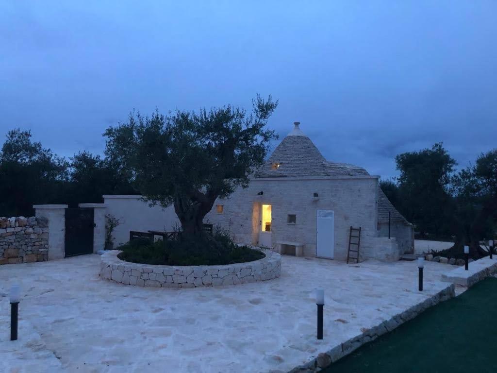 Apartament Trullo Dell' Edera Con Piscina Privata Alberobello Zewnętrze zdjęcie
